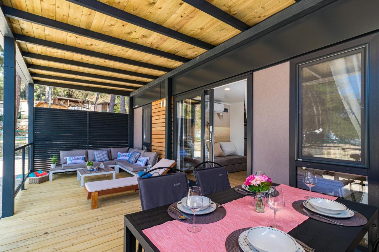 Hemy Casa - Lux Mobile Homes Ровин Екстериор снимка